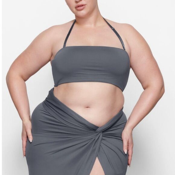 SKIMS WOMEN'S SWIM BANDEAU BIKINI TOP Gunmetal SIZE M NWT - Picture 1 of 6